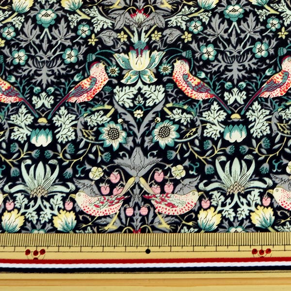 【数量5から】 生地 『LIBERTY リバティプリント タナローン ストロベリーシーフ 3635061-LE』 Liberty Japan リバティジャパン