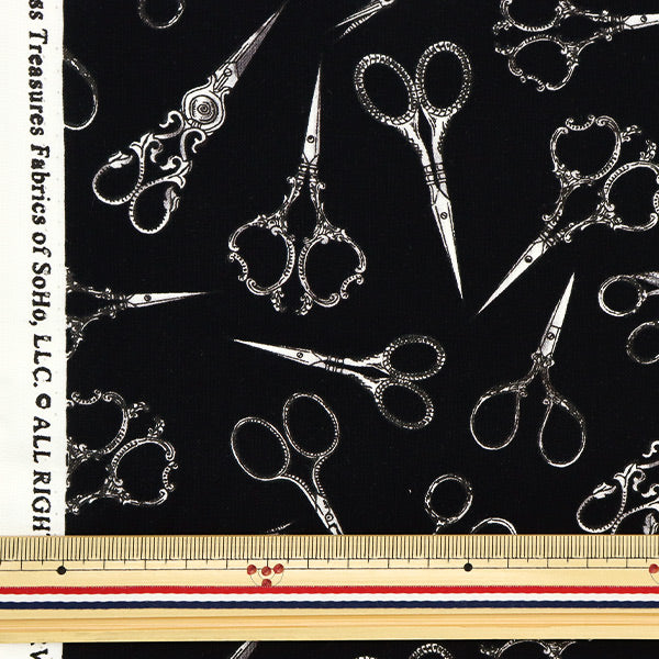 【数量5から】 生地 『USAコットン TIMELESS TREASURES はさみ C8804-BLACK』