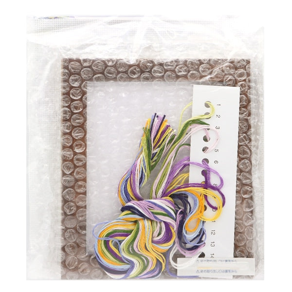 Embroidery kit "Flower arrangement that colors the season February Pansies and Daisy 522202" LECIEN Lecien COSMO Cosmo