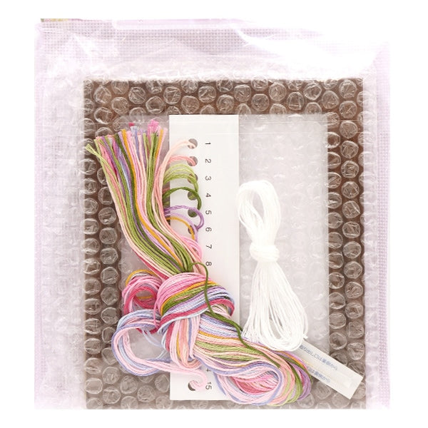 Embroidery kit "Flower arrangement that colors the season JUNE Refrine Bouquet 522206" LECIEN Lecien COSMO Cosmo