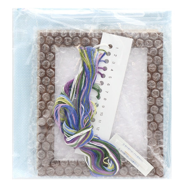 Embroidery kit "Flower arrangement that colors the season August and blue autumn leaves 522208" LECIEN Lecien COSMO Cosmo