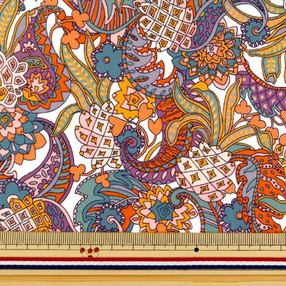 [From quantity 5] Fabric "Liberty Liberty Print Tana lawn Pineapple Paisley 3631110-A" Liberty Japan