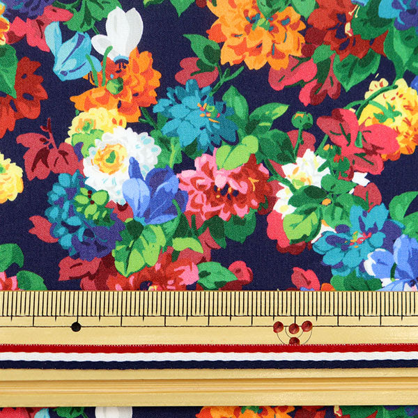 [From quantity 5] Fabric "Liberty Liberty Print Tana lawn Cutsworth Garden 3632115-22AT" Liberty Japan