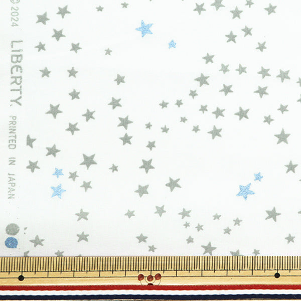 [From quantity 5] Fabric "Liberty Fabric Tana lawn Pearly Christmas Neburley 4775645P24A" Liberty Japan