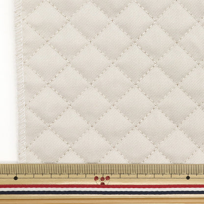 Fabric "A super water-repellent twill quilt that repels water very wellCut Cloth Approx. 135cm x 50cm Ecru CQPL-TWTC-EC"