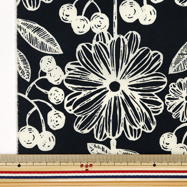 [From quantity 5]Fabric "nylonTaffetaPrint Scandinavian floral pattern black x white SG-4001-A"