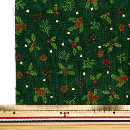 Fabric 『Quilting Cut Cloth Approximately 33cm x 50cm Christmas pine cones Green C-DX10619L-D"
