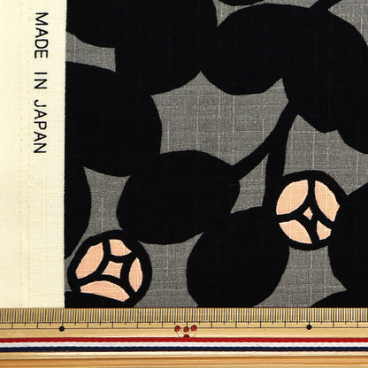 [From quantity 5] Fabric "Southern Cross Botanical Tsubaki Black x Gray UP5943-E" COTTON KOBAYASHI