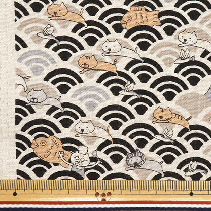 [数量从5开始] 织物 “棉布帆布Aoumi Nami Cat和Taiyaki Black KTS7065-C" COTTON KOBAYASHI