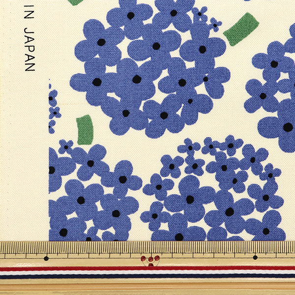 [Quantity starting from 5] Fabric "Usako Cloth No. 10 Canvas Hydrangea Ivory x Blue UP5950-A" COTTON KOBAYASHI