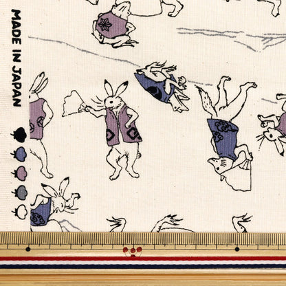 [Quantity starting from 5] Fabric 『Sheeting Modern Japanese Pattern Torijuu Giga Natural 8800-34A"
