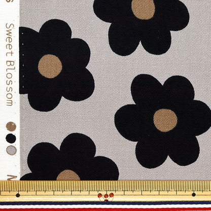 [Quantity starting from 5] Fabric "NOVA Oxford Sweet Blossom Black NOX-SB-BK" KOKKA 【Yuzawayaoriginal】