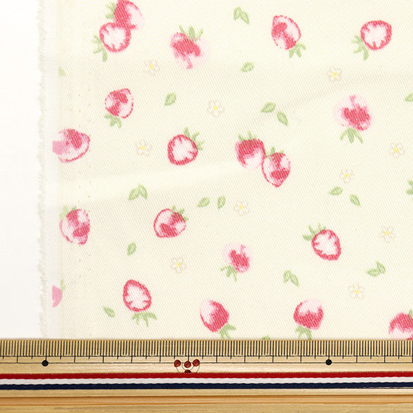 [Quantity starting from 5] Fabric "Super water-repellent twill that repels water, white, strawberry" 【Yuzawayaoriginal】