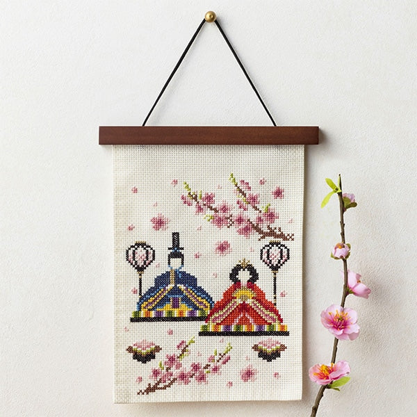 刺绣套件“交叉缝制生活是本赛季的华丽调味料，三月春风hinamatsuri 522303” lecien Lecien Cosmo Cosmo