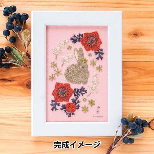 刺绣套件“森林中某个地方的森林中的ikimono和螺纹食谱”作品