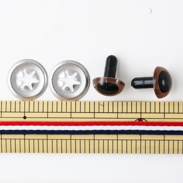 手芸 目 パーツ 『あみぐるみEYE クリスタルアイ 13.5mm ブラウン』 Hamanaka ハマナカ