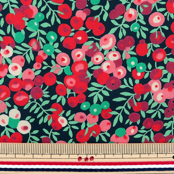 [来自数量5] 织物 “自由自由印刷 塔纳草坪 Wilt Shah 3339009-JE] Liberty Japan