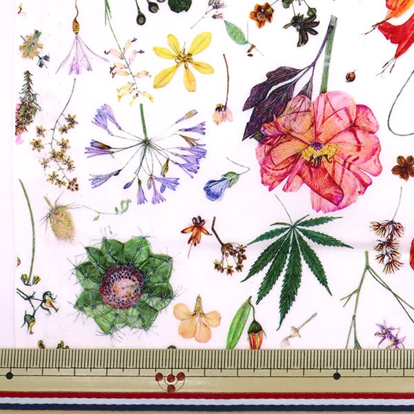 [From quantity 5] Fabric "Liberty Liberty Print Tana lawn Floral Eve] Liberty Japan