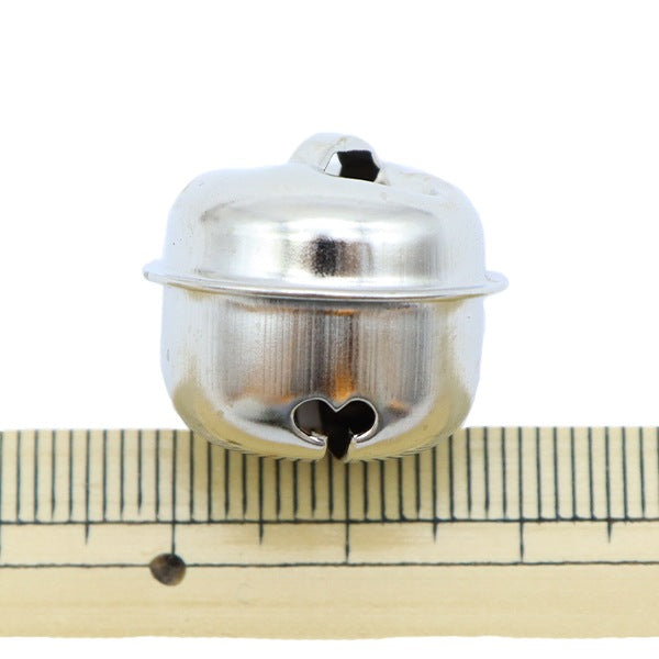 手芸金具 『福鈴 2.1cm シルバー』