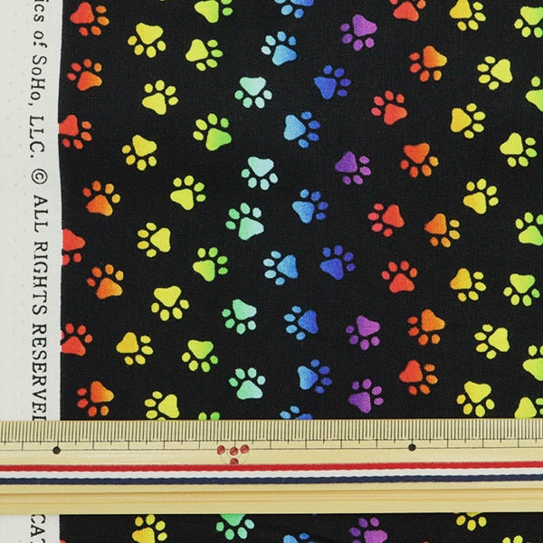 [From quantity 5] Fabric "Inkjet print footprint C8586-black" USA cotton