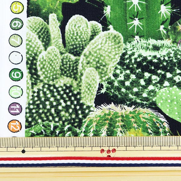 [From quantity 5] Fabric "Inkjet Print Cactus C8425-GREEN" USA cotton