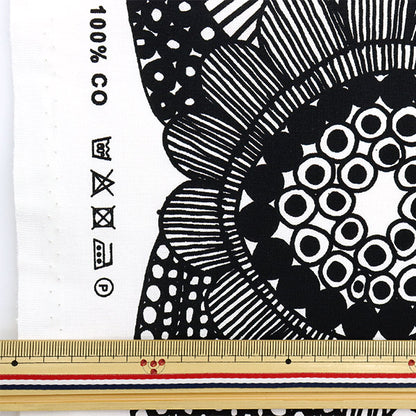 [From quantity 5] Fabric "Marimekko Pietnishill Toraptalha Black 067914-190 (made by Finnish)"