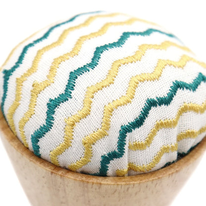 Pin cushion "Wood pink cushion zigzag JY-5-1"