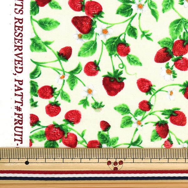 [From quantity 5] Fabric "USA Cotton Small Strawberry on Vine Cream Fruit-C1049"