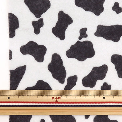 [From quantity 5] Fabric "Print felt animal pattern beef pattern FP161A-COW"