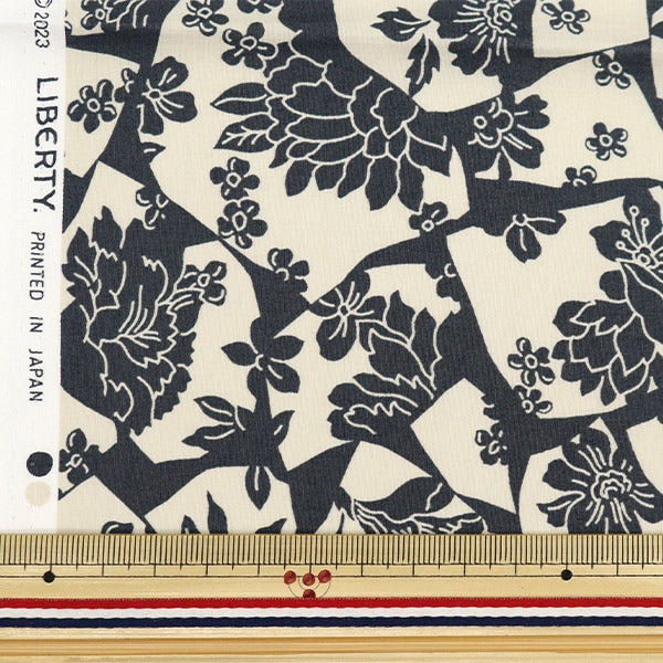 [From quantity 5] Fabric "Liberty Fabric Tana lawn Ancentric 3633209-23ct] Liberty Japan
