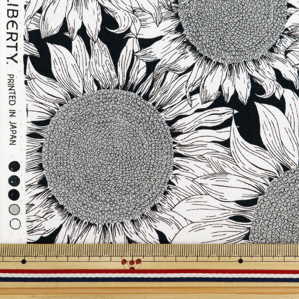 [From quantity 5] Fabric "Liberty Fabric No. 11 Canvas Hello Sunshine 3634144-J24D" Liberty Japan