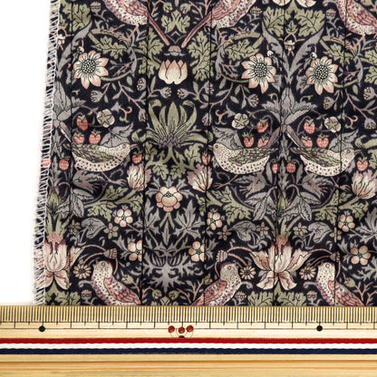 Fabric "Liberty Fabric Tana lawnQuiltCut Cloth Approximately 105 x 50cm Strawberry Seaf CQ3635061J22H]