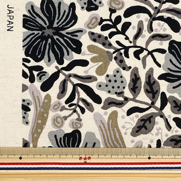 [From quantity 5] Fabric "Ukako Cotton Cotton Hinen Canvas Flower Storm Black UP5920-B" COTTON KOBAYASHI