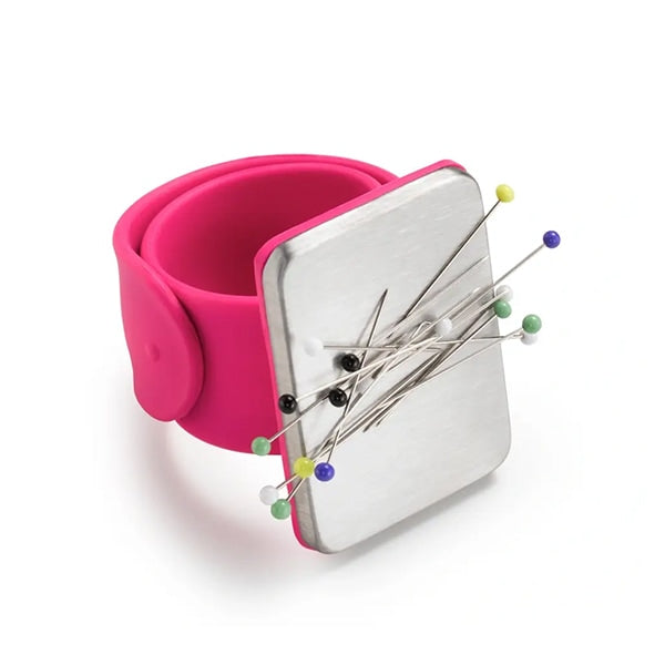 Pin cushion "Prim Love magnet arm pink cushion 610283" prim