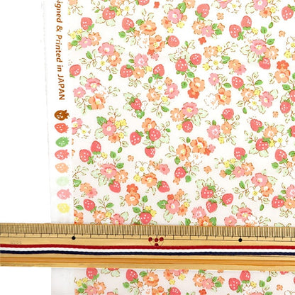 [From quantity 5] Fabric "Broad Find My Strawberry Kinari AP35407-1A"