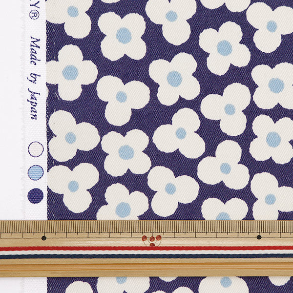 [From quantity 5] Fabric "TC Color Denim Simple Flower Navy 83060-2-1"