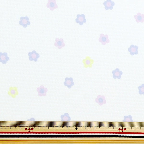 [From quantity 5] Fabric "Cool Cross Daisy White 150-1649-C1"
