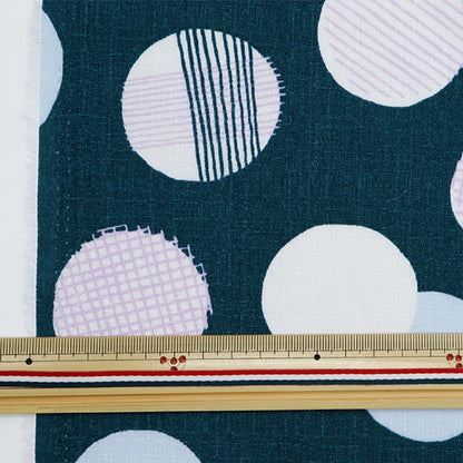 [From quantity 5] Fabric "Interior printed dot pattern navy 142-1349-C4"