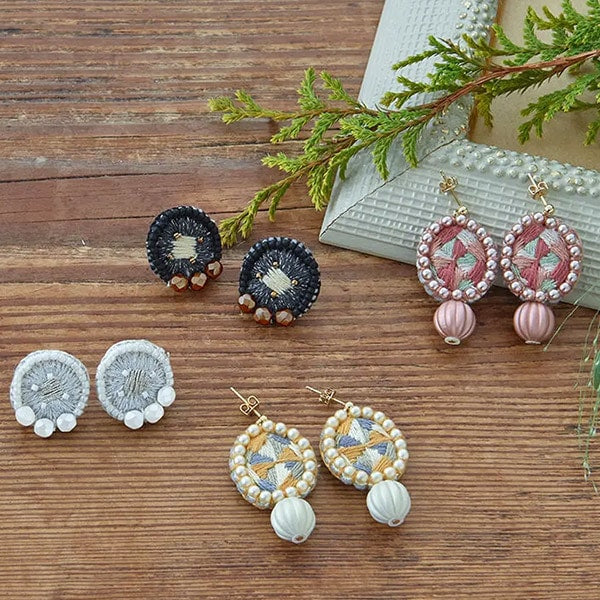 PIECE embroidery kit "Haitmonica Piercit Aurora -White-PHC-095-1"