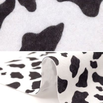 [From quantity 5] Fabric "Print felt animal pattern beef pattern FP161A-COW"