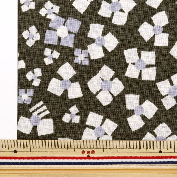 [From quantity 5] Fabric 『Sheeting3 soft-processed palette 3 flower khaki 144-8049-C3]